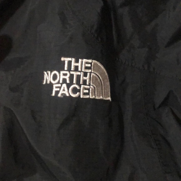 North face rain jacket - Picture 2 of 5